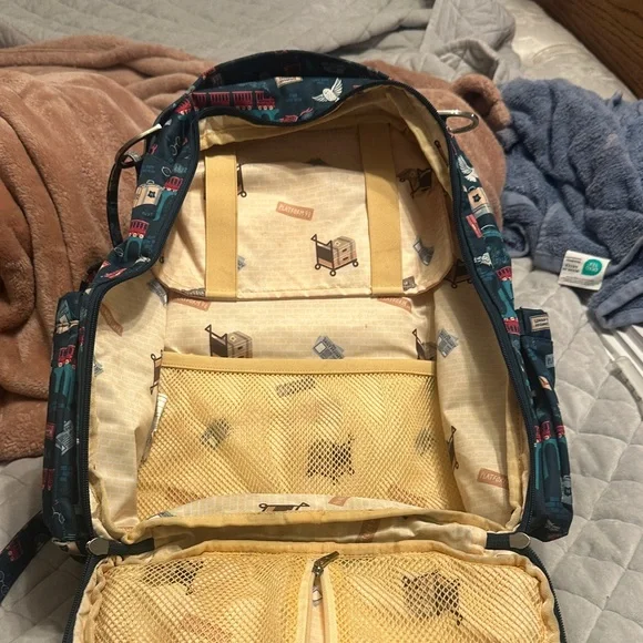 Ju-Ju-Be Harry Potter Themed Backpack - Multicolor - Picture 3 of 5